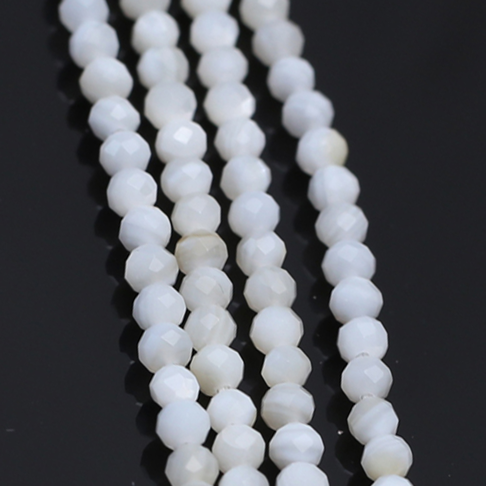 Faceted Natural White Shell Sm - Charm Bracelet Beads recension och pris