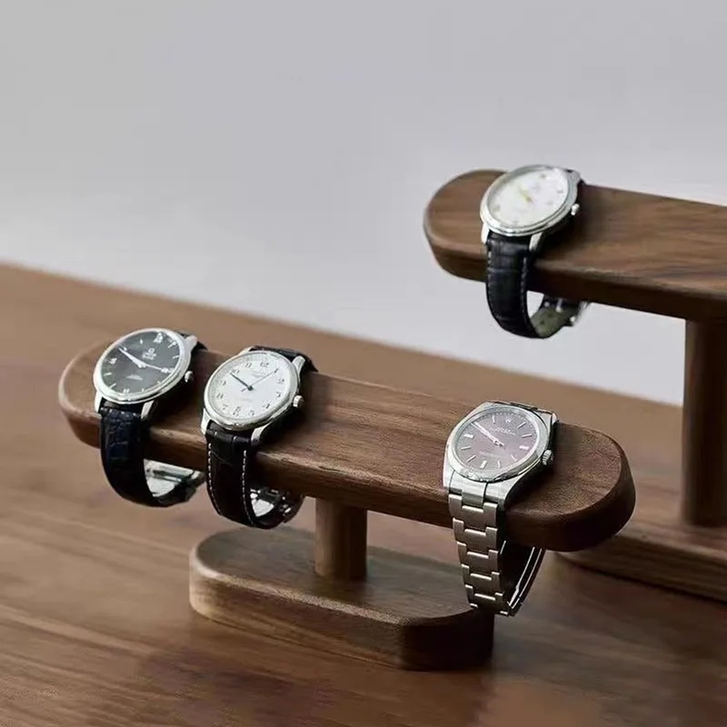 Walnut Watch Bracket Display H - Jewels On Watches recension och pris