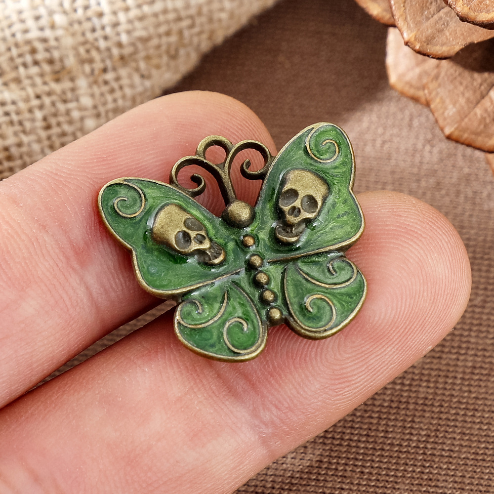 Gothic Skull Butterfly Enameli - Butterfly Pendant Necklace recension och pris